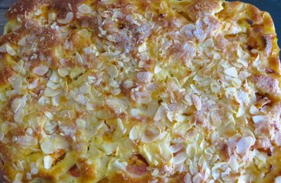 Gâteau abricots pomme