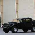 La Lamborghini LM002