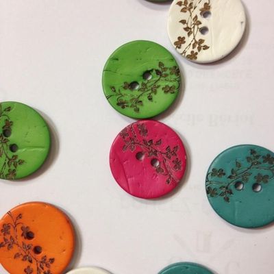 Boutons, boutons, boutons !!