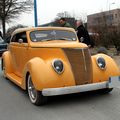 La Ford type V8 rod convertible de 1937 (23ème Salon Champenois du véhicule de collection)