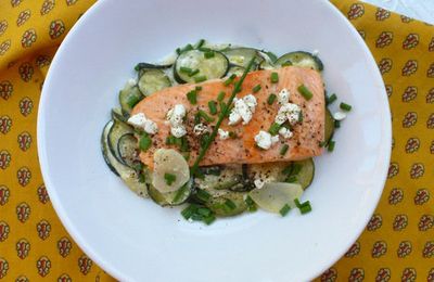 Courgettes à la crème de féta, pavé de truite saumonée 