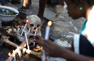 CONJURER UN SORT : FAITES APPEL A UN PROFESSIONNEL-MARABOUT COMPETRNT VOGNON