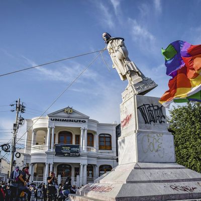 2022 : 12 octobre : Journée internationale des pleurnicheries "décoloniales"