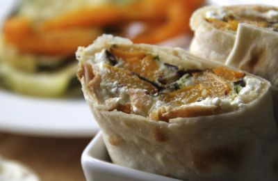 Wrap aux légumes grillés et au cottage cheese