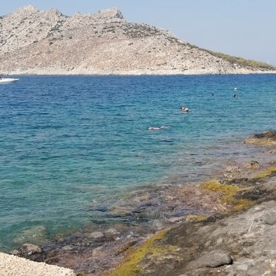 Quelques images de septembre à Perdika 