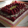 Bavarois framboises/chocolat blanc et speculoos/poires/chocolat