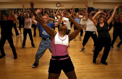 Zumba, Strong by Zumba et Abdos-Fessiers au Foyer rural de Sablonceaux : activités 2018-2019