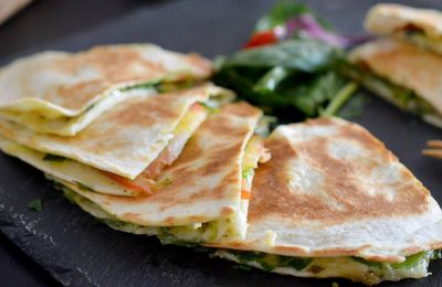 QUESADILLAS AU PESTO.