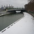 Balade sous la neige à Saint-Denis (1) : au bord du canal...