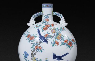 An outstanding and possibly unique famille-rose and doucai moon flask, Seal mark and period of Yongzheng