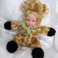 Poupée Doudou Peluche Girafe Assis Noeud Vert Plush toy 32 cm