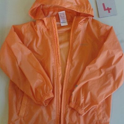 n°4 Orange : Kway QUECHUA, 6 ans