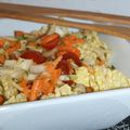 Salade de chou chinois, carottes, tomates , courgettes et oignons