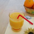 Smoothie orange, ananas & mangue