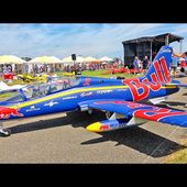 GIANT XXXL MB-339 RC 2X JETCAT P400 TURBINE JET