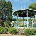 Nogent le Rotrou, le kiosque et le théâtre de verdure.