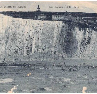 9591 - M - Les Falaises et la Plage.