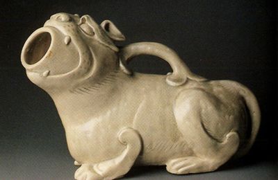 Vessel in Shape of Crouching Tiger, Northern Qi (550–577)–Sui (581–618) dynasty, late 6th century