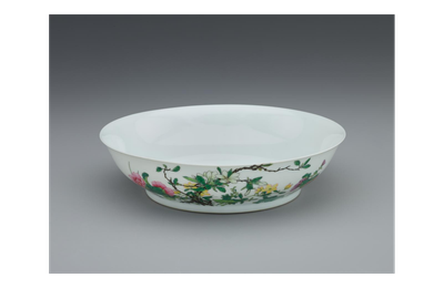 Dish with hollyhocks and gardenias, Yongzheng mark and period (1723-1735)