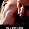 Une si troublante attention, Cora Carmack