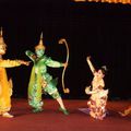 Danse birmane à Nogent-le-Roi et à Maintenon