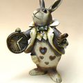 Lapin Alice montre