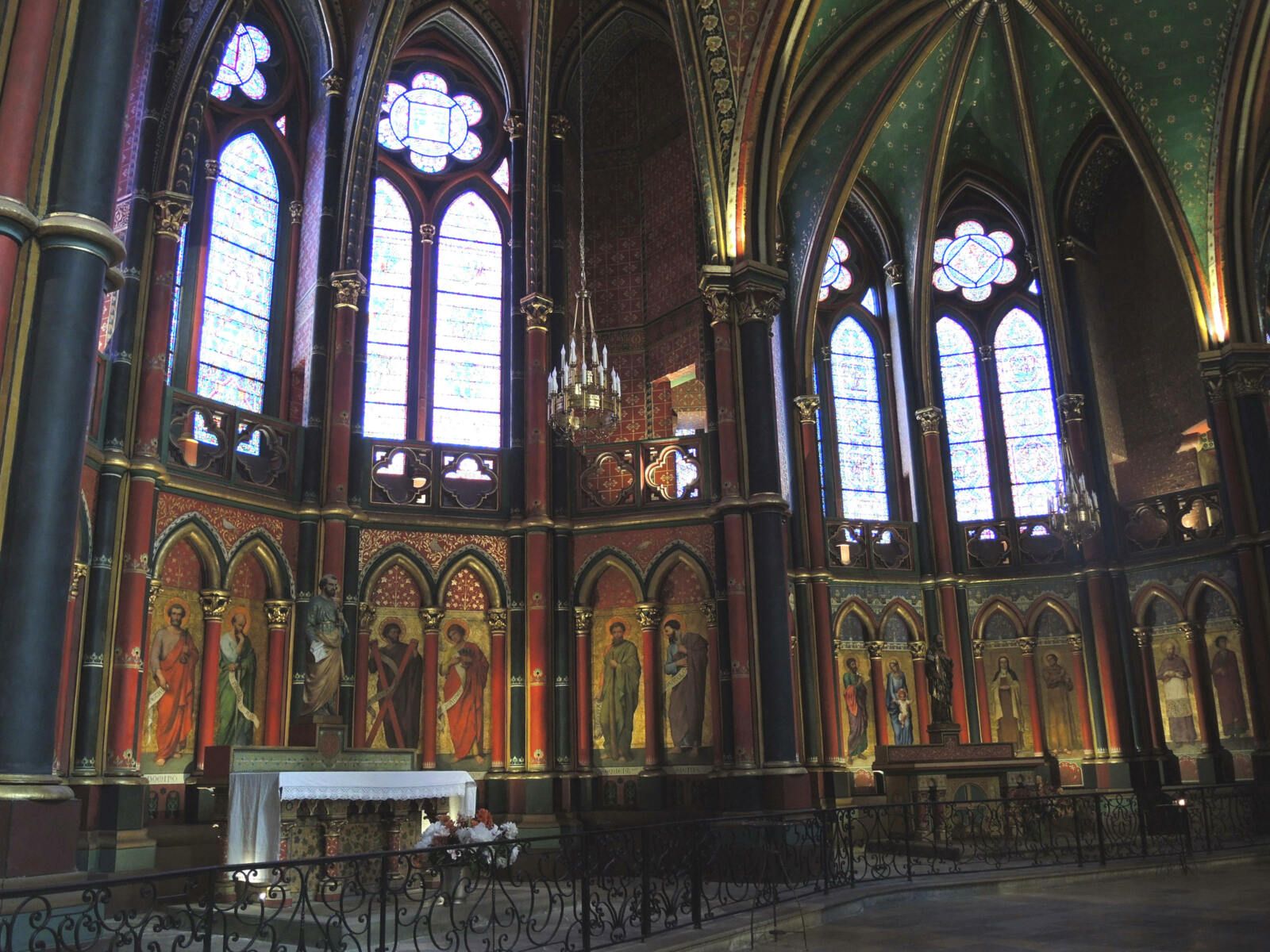 Bayonne, cathédrale Sainte-Marie, les chapelles du déambulatoire (64)