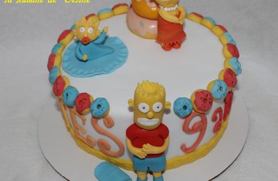 Gateau Simpsons 3d { gateau en pâte à sucre }