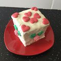 Gâteau d'anniversaire: Cube pour une princesse - simple et rapide
