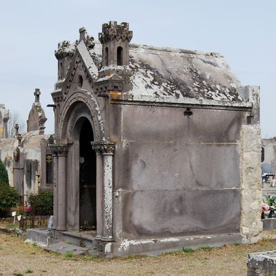 cimetière de Thuret (Puy-de-Dôme)