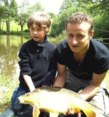 A LA PÊCHE AVEC TONTON