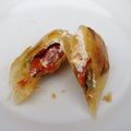 Samoussas au Kiri®, tomates confites, basilic, parmesan