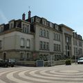 Mi colegio está en el centro de Compiègne en la