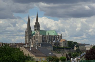 TOUR DE FRANCE A CHARTRES (45)