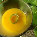 Jeanne la Flamme et Jeanne la Boîteuse: la guerre des deux Jeanne et une panna cotta double, coco vanille et mangue citron vert