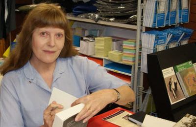 Françoise Morvan (1958 -) : Effraie / Roseaux