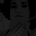 Les dimanches de Dita : Apparition de Dita , comme dans un rêve sans fin et avec faim