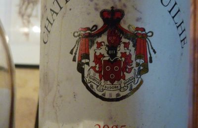 Castillon-Côtes de Bordeaux : Château d'Aiguilhe 2005 et Clos Puy Arnaud 2003