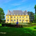 Sortie à vélo sur les collines de CHANDIEU juqu'aux belvédère et château,puis vers le Domaine et château de RAJAT(Rhône/Isère)