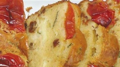 Cake tomates, mozzarella, basilic