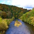 Promenade automnale le long de la riviere Tweed, Peebles, Borders