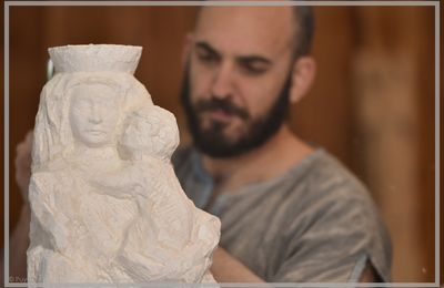 Chez le sculpteur de pierres