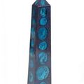 Piero Fornasetti (1912-1998). Rare lampe “obelisco cammei” Circa 1955