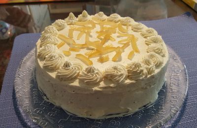 Layer cake au citron-pavot
