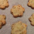 Biscuits apéro aux noix - by Claire -