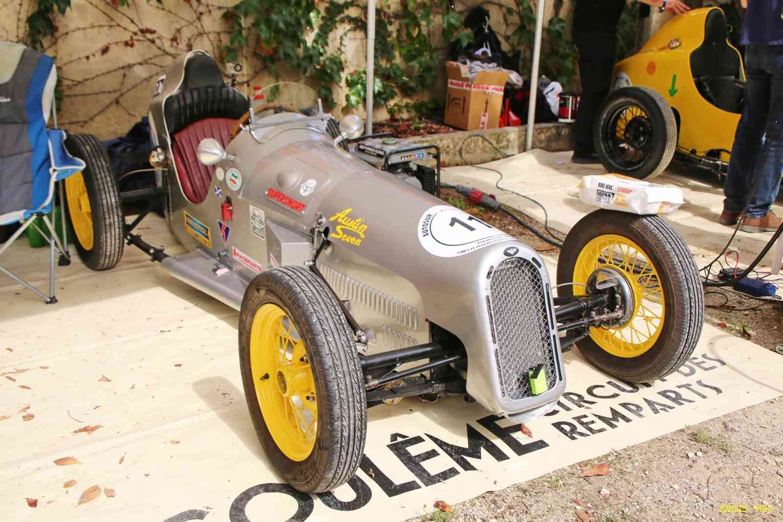 Austin Pigsty Mk 13_01 - 1936 [UK] HL_GF