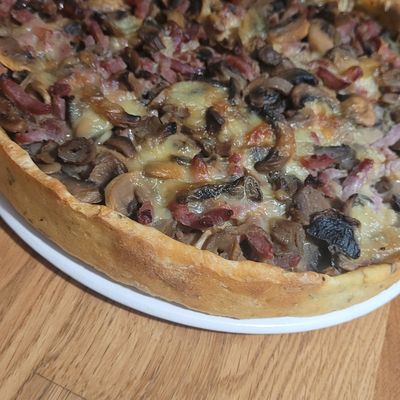 Tarte rustique forestière au morbier