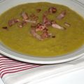 Soupe aux poix gourmands et aux lardons caramélisés