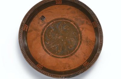 A painted lacquer circular dish, Western Han dynasty