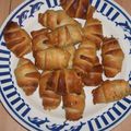 Mini-croissants au fromage et au jambon